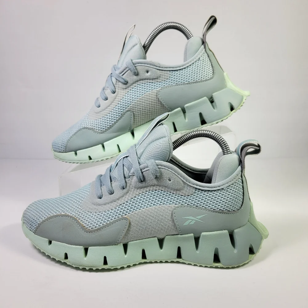 Reebok Women's Zig Dynamica Seaside Grey/Mist Running Shoes Sz 7.5 [HQ5864]